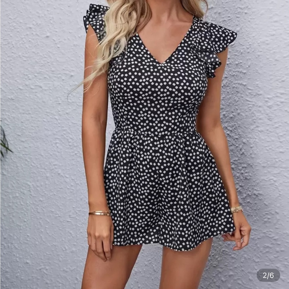 Polka Dot Ruffle Sleeve Dress - Black and White